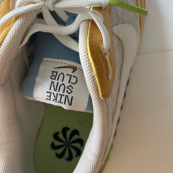 Nike Sun Club shoes. Hard to find - Picture 6 of 16